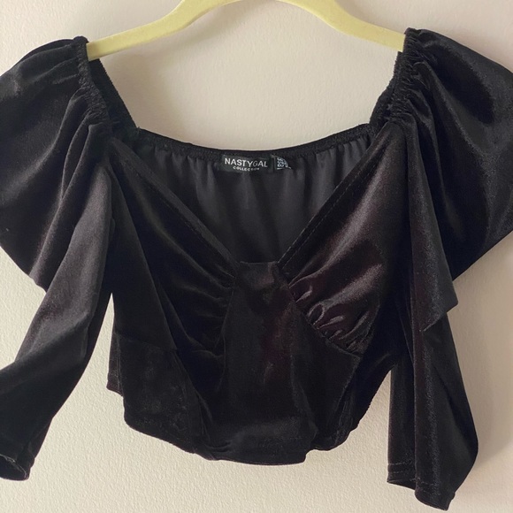 Nasty Gal Tops - Nasty Gal Black Velvet Crop Top